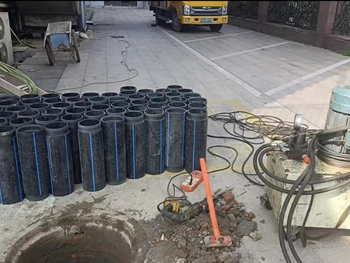 常熟PE置换管厂家 DN315置换管 非开挖管短管置换